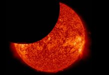 partial-solar-eclipse-deskworldwide