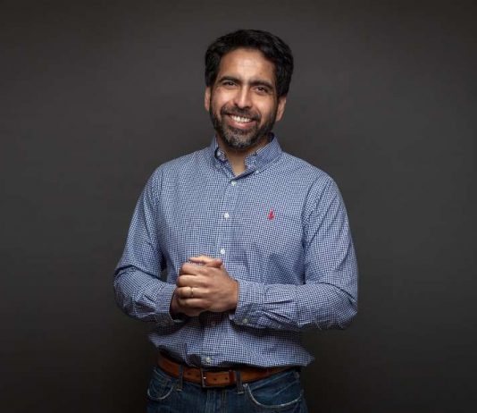 sal khan - deskworldwide.com