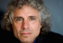 Harvard psychologist Steven Pinker - deskworldwide.com
