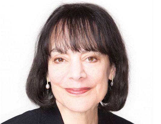 Interview with Carol S. Dweck - deskworldwide.com