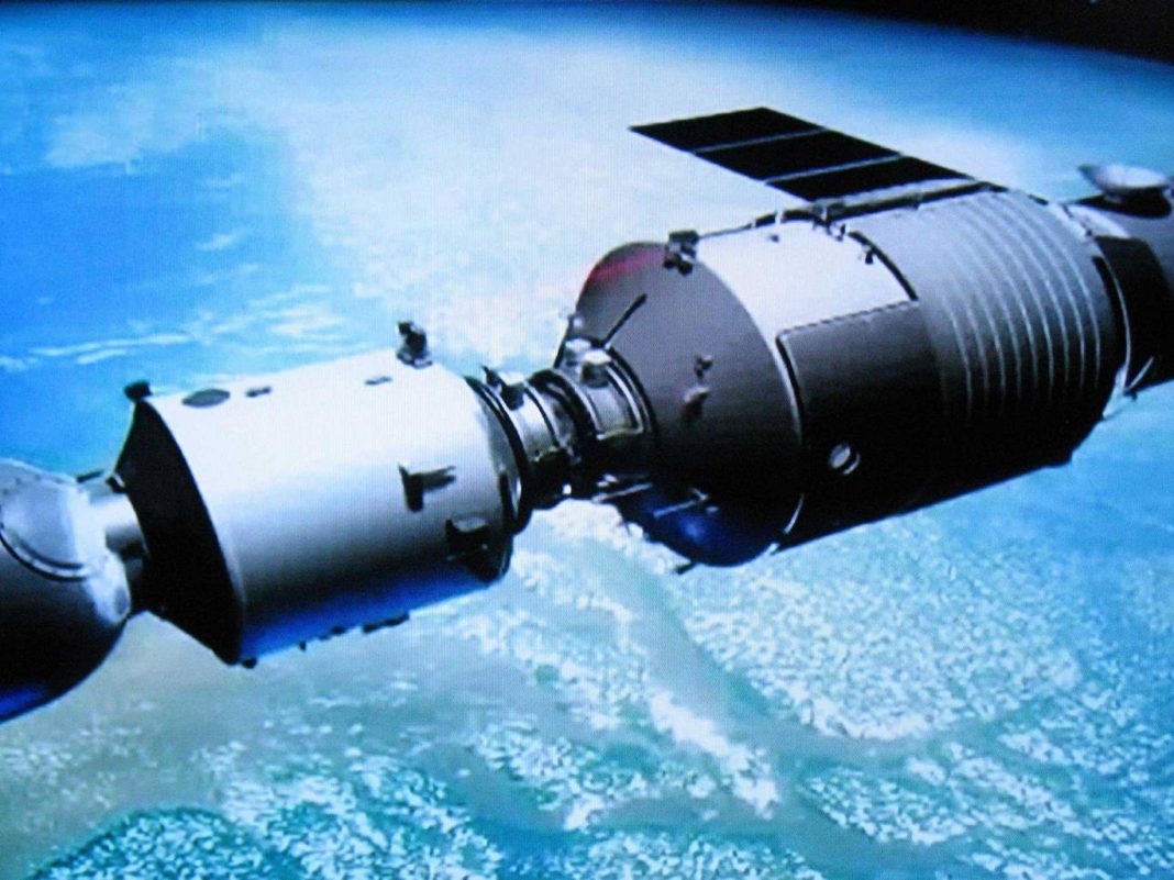 Tiangong-1 --deskworldwide.jpg